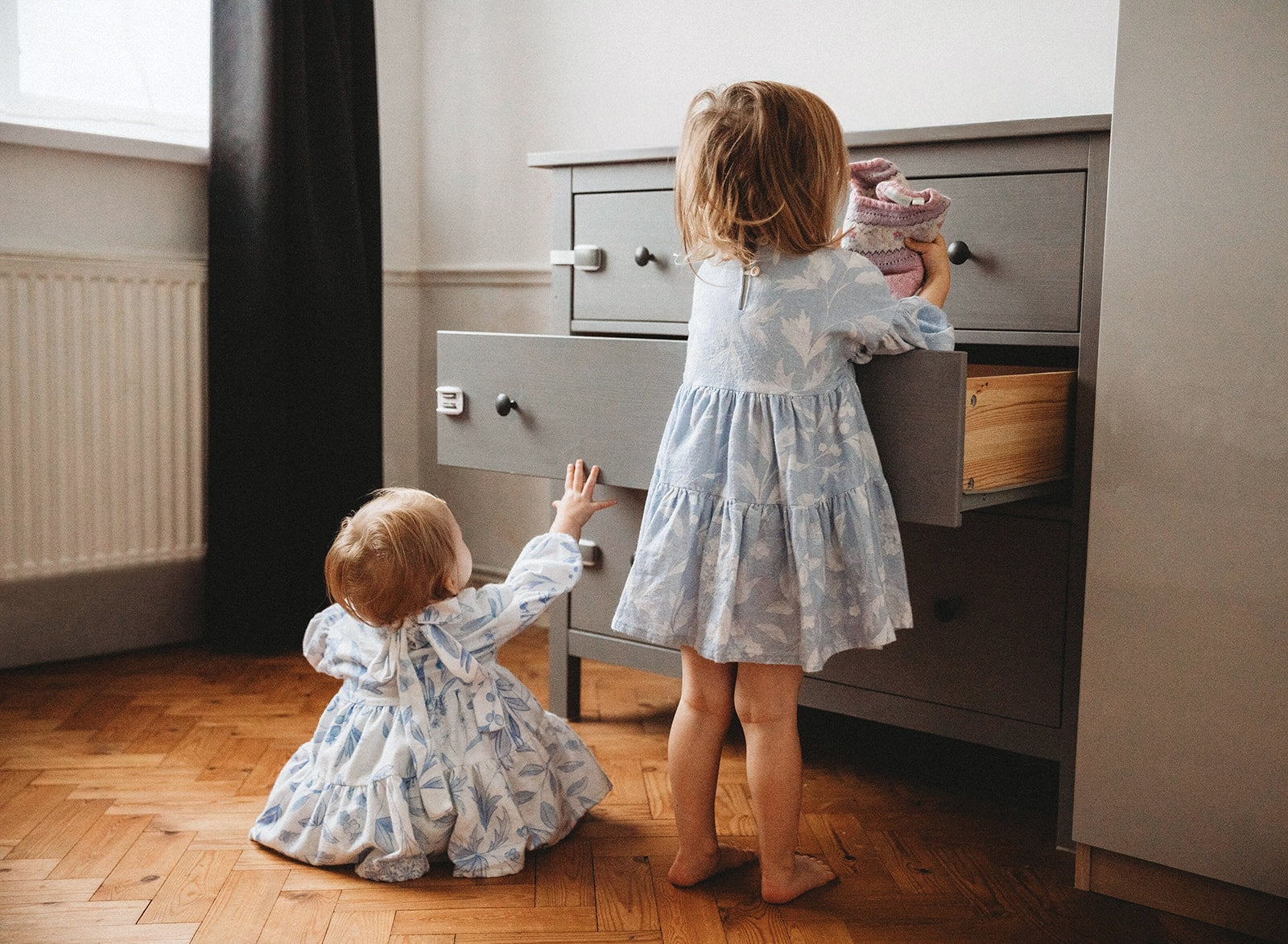 Sibling dresses set - Tiered blue/white floral